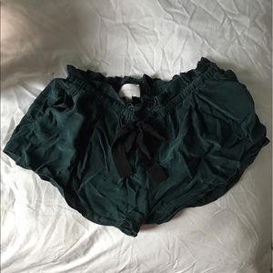 Wilfred Aritzia dark green 100% silk shorts