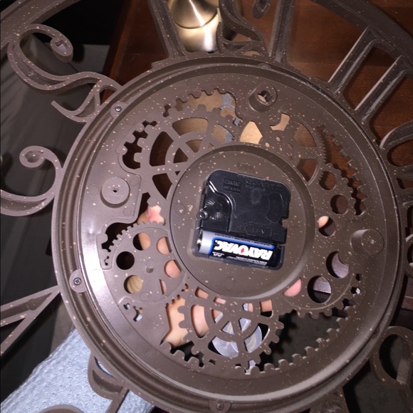 Clock - Picture 2 of 3