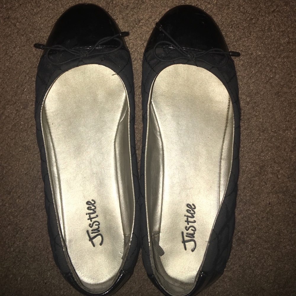 Black flats