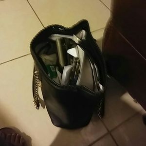 Meet your Posher, Marie