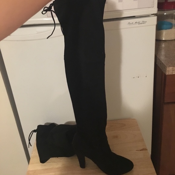 Steve Madden Shoes - Knee high black boots Steve Madden