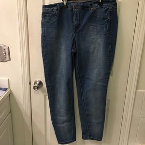 Avenue size 18 denim jegging