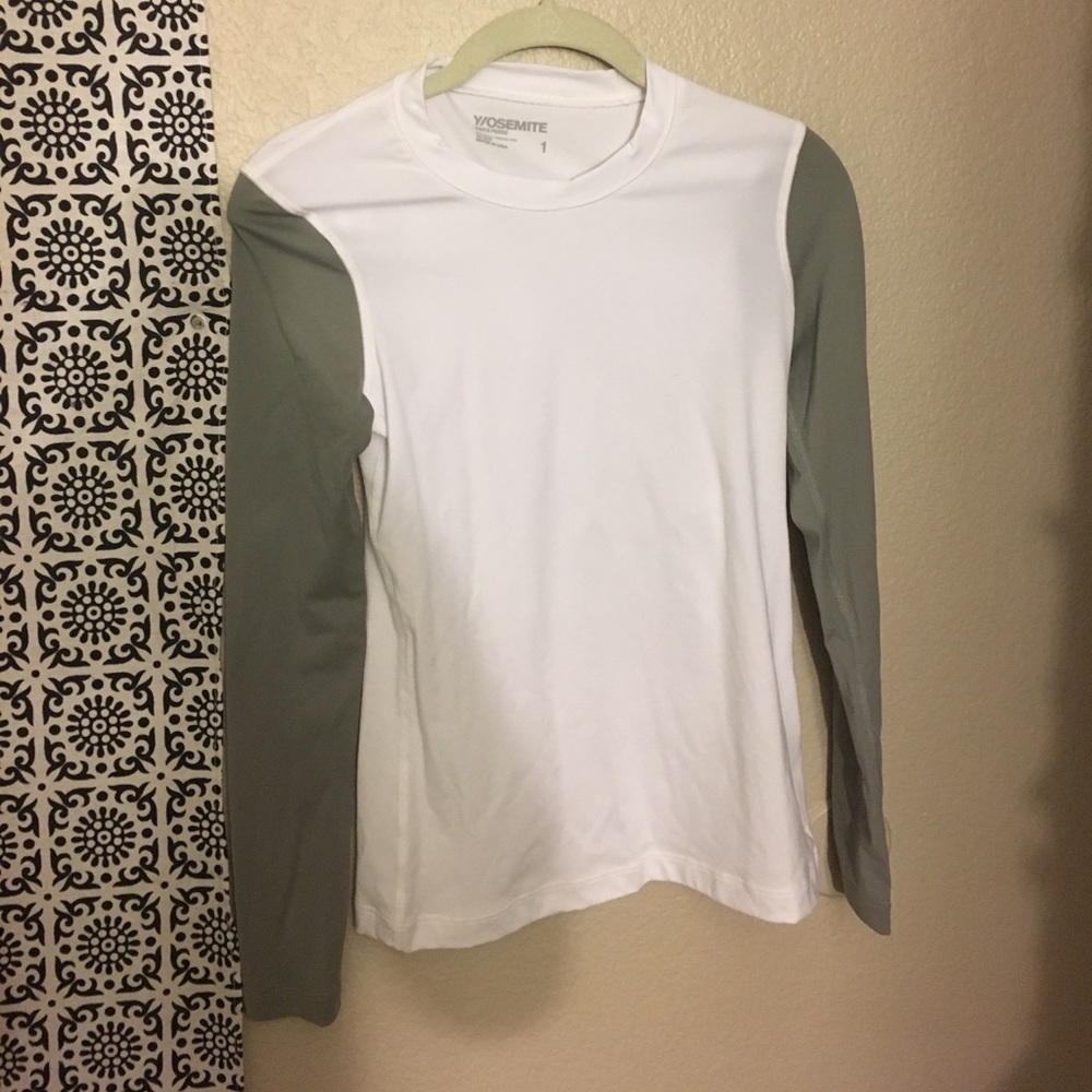 NWOT James Perse Yosemite Long Sleeve Shirt