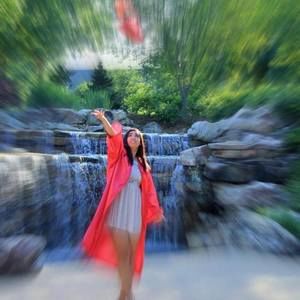 Meet your Posher, Danielle