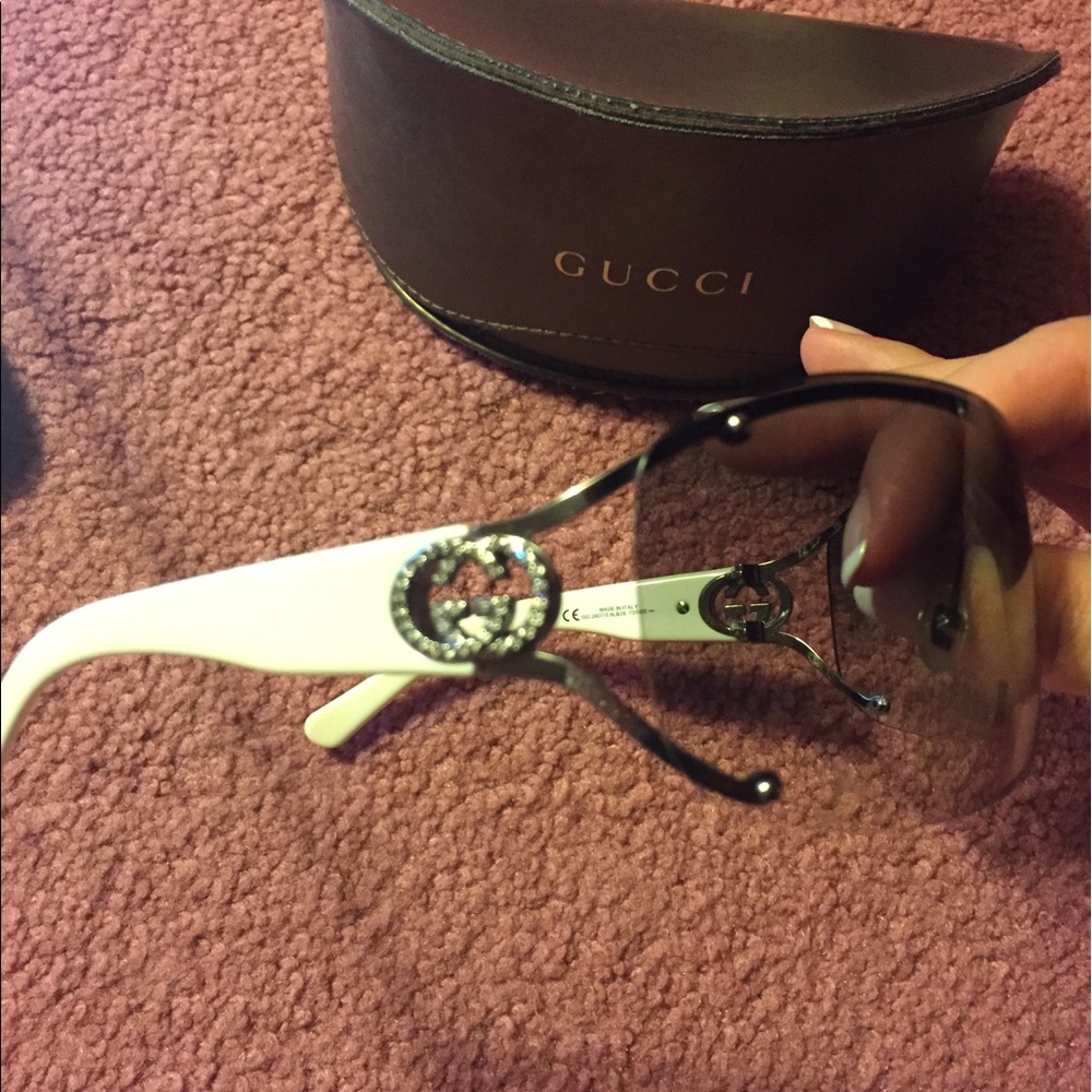 *AUTHENTIC* GUCCI SUNGLASSES