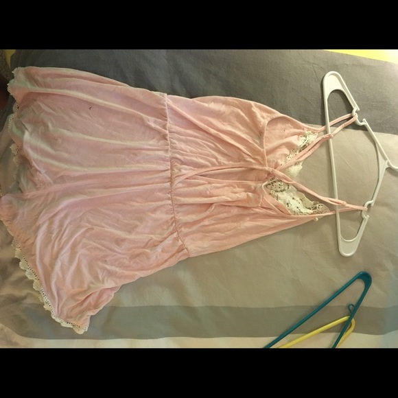 TOBI Pink with white lace romper - Picture 4 of 4