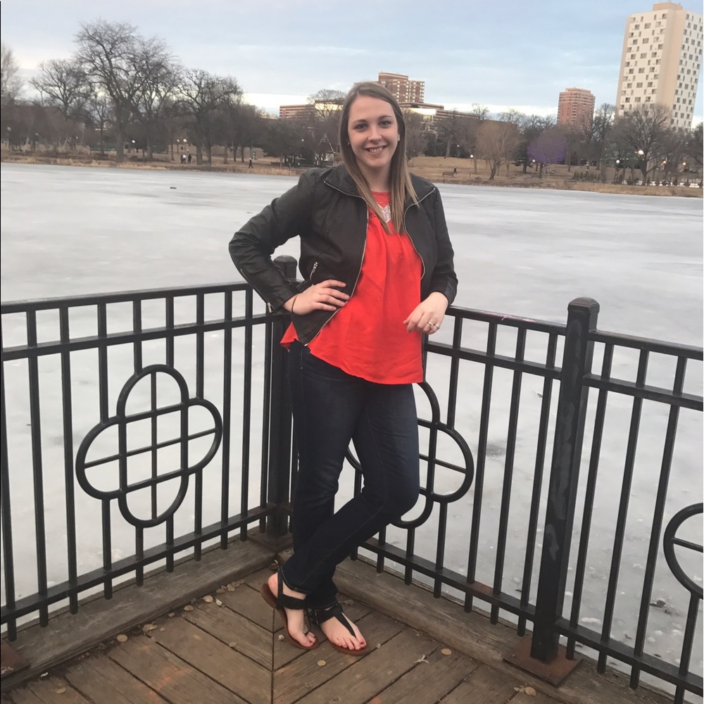 Meet your Posher, Ali