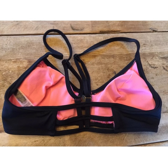 Black Strappy front scoop bikini top - Picture 2 of 3