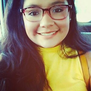 Meet your Posher, Marisol