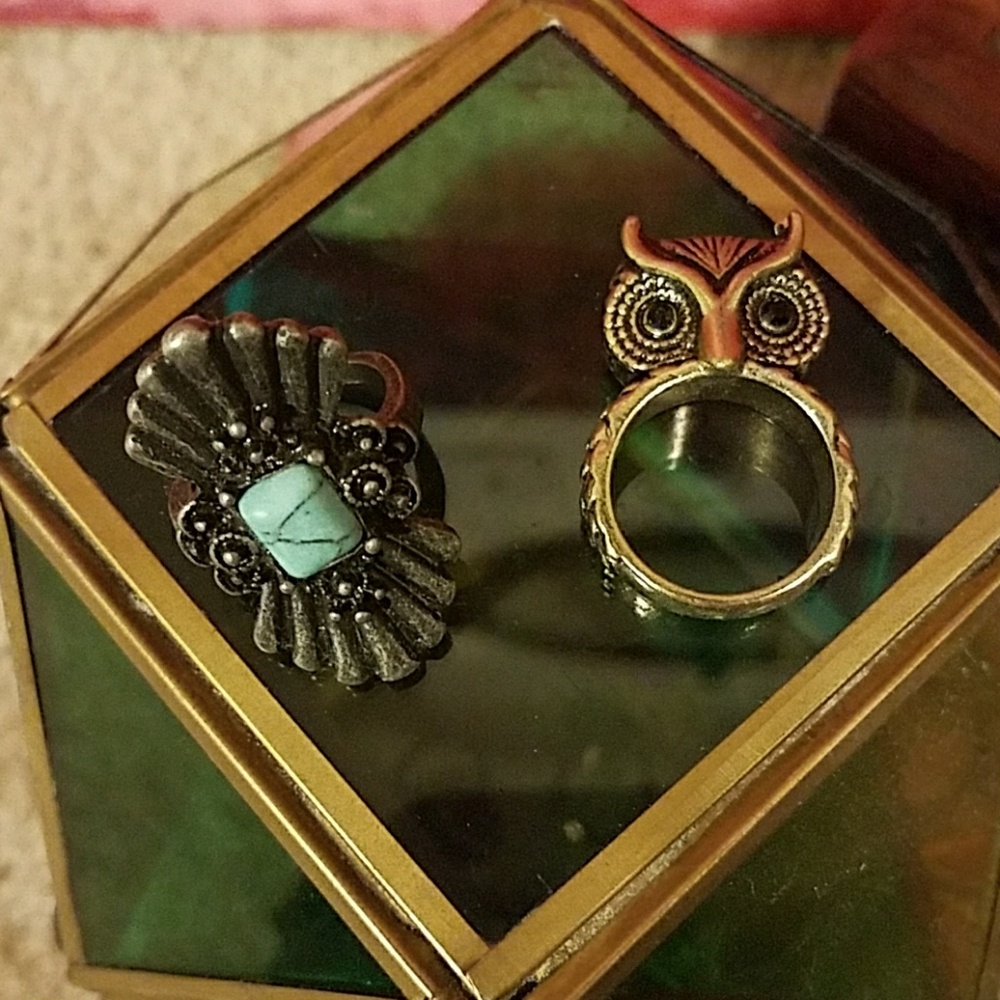 Set of rings