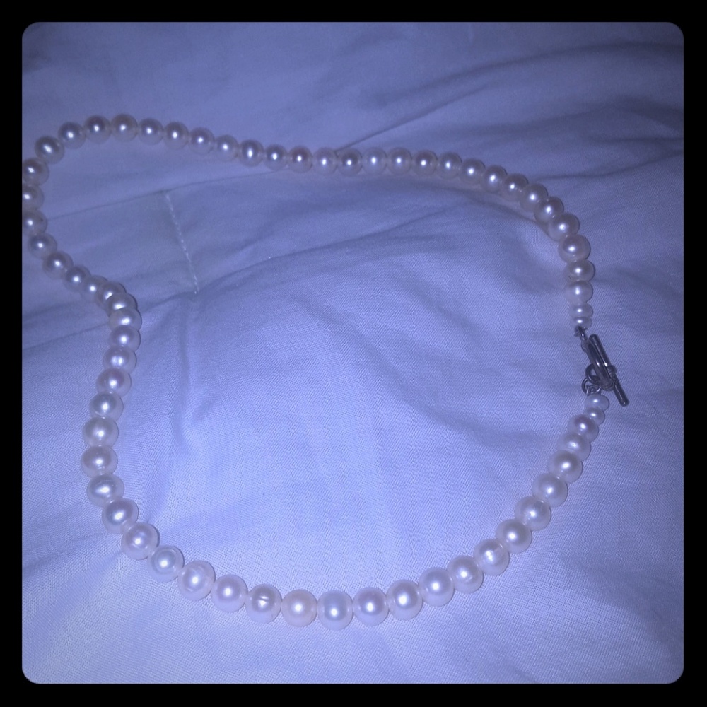 Beautiful REAL pearl necklace