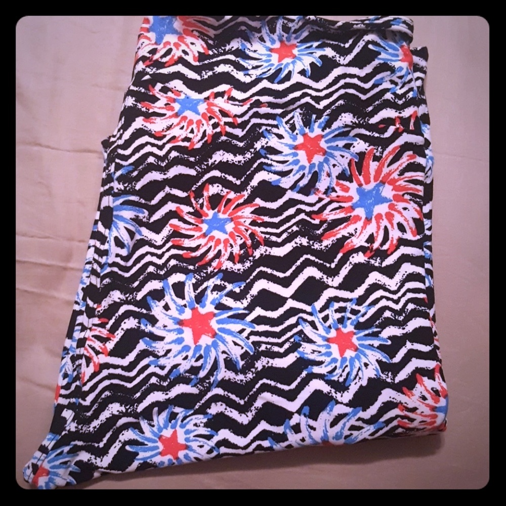 NWT Lularoe Americana leggings
