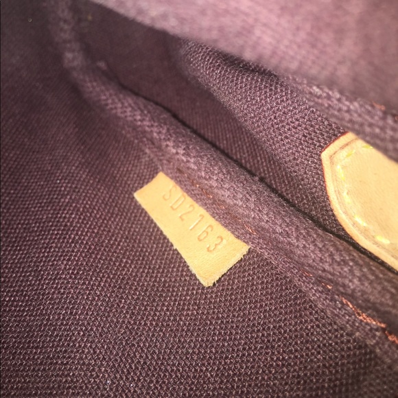 Louis Vuitton favorite pm - Picture 4 of 5