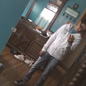 Meet your Posher, Cesar