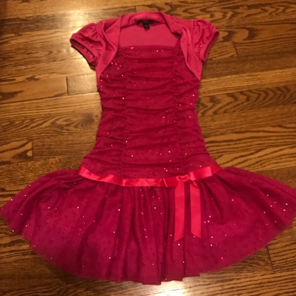 Girls sparkly pink party dress