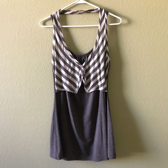 Gray layered top - Picture 1 of 1