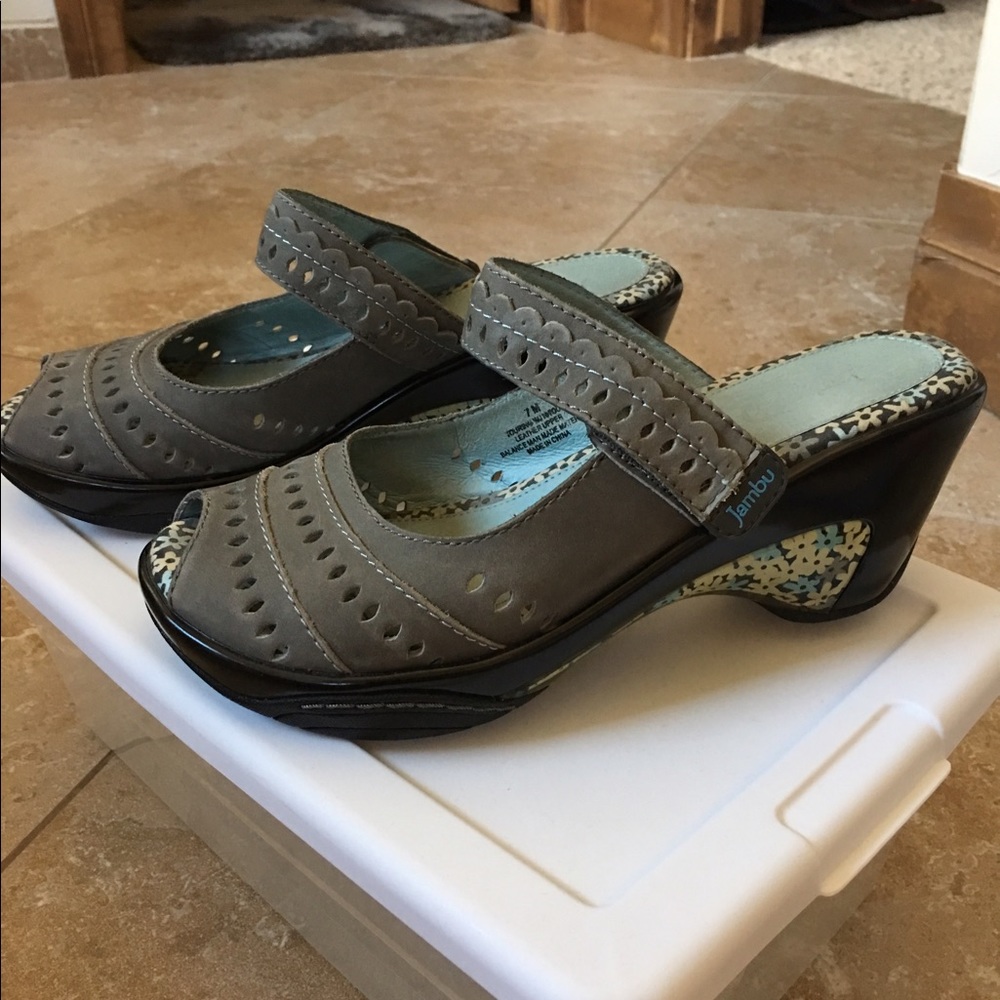 Jambu summer wedge, Size 7