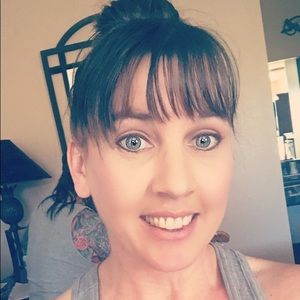 Meet your Posher, Jen