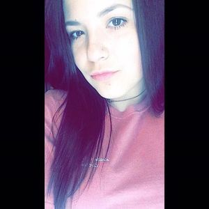 Meet your Posher, Brianna