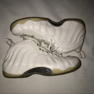 Nike Air Foamposite One "white out" size 11 foams