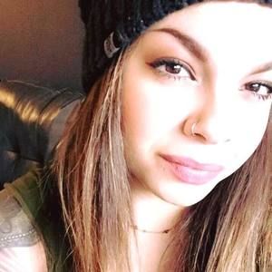 Meet your Posher, Mercedes