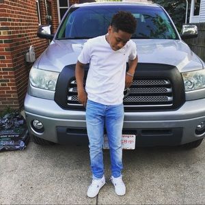 Meet your Posher, Anthony