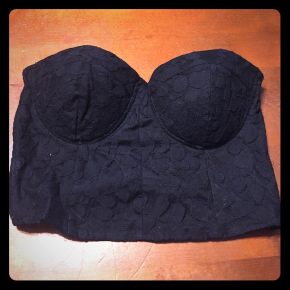 Black lace strapless crop top - Picture 1 of 2