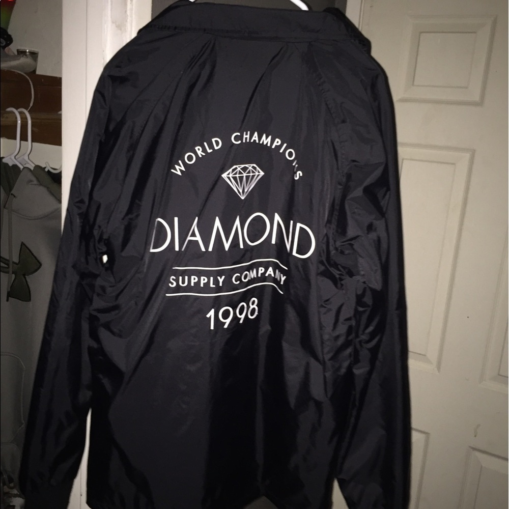 Diamond supply co. Wind breaker