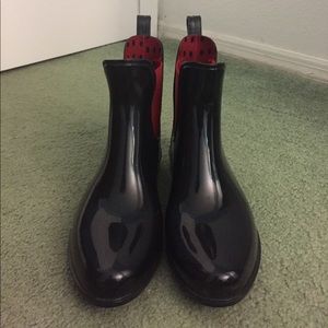 Rain boots