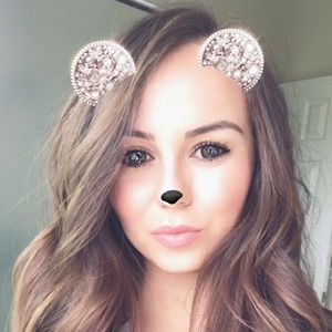 Meet your Posher, Iris