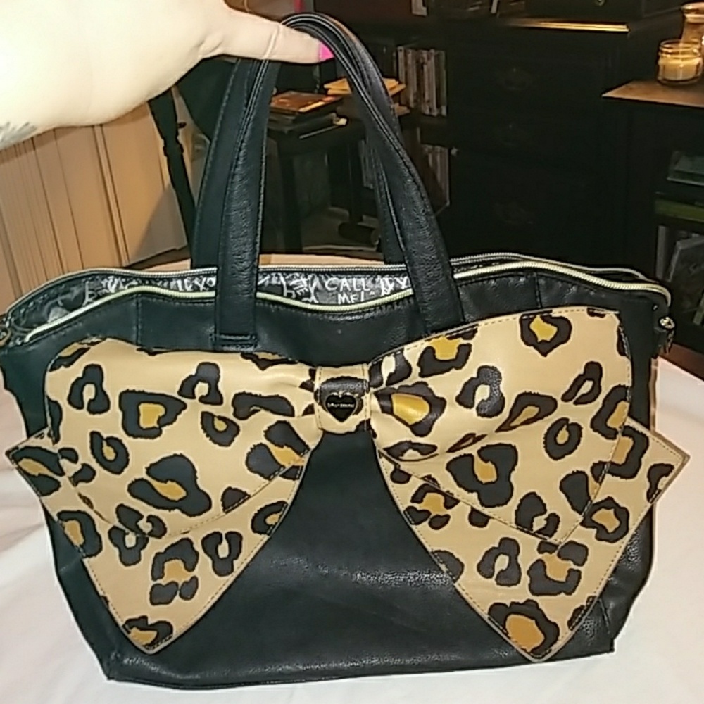 Black Betsey Johnson purse