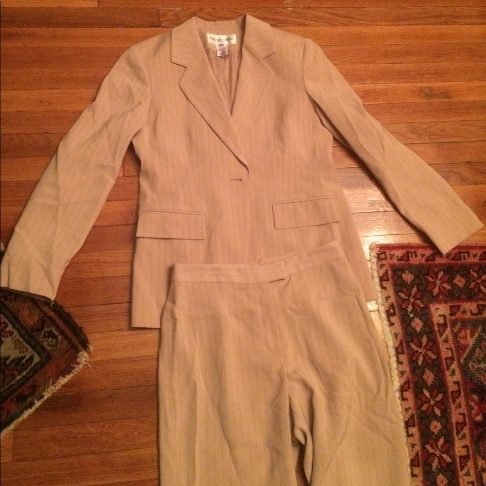 Jones New York Pant Suit, 6P