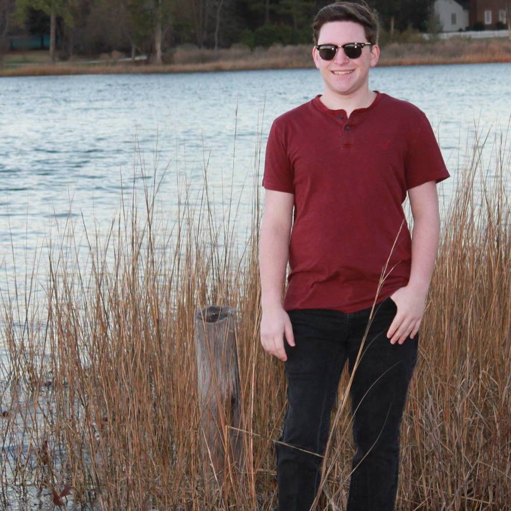 Meet your Posher, Alex