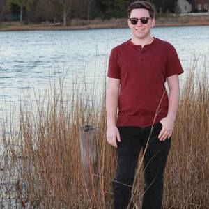 Meet your Posher, Alex