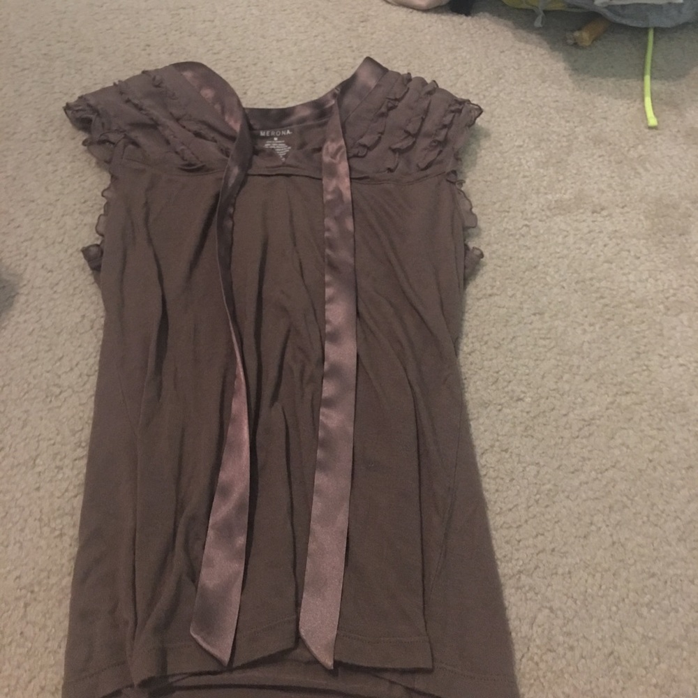 Brown tank