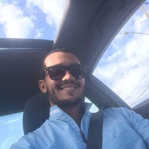 Meet your Posher, Fadi