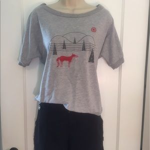 ♦️♦️MOVING SALE♦️♦️Really Cool Shirt!! EUC!