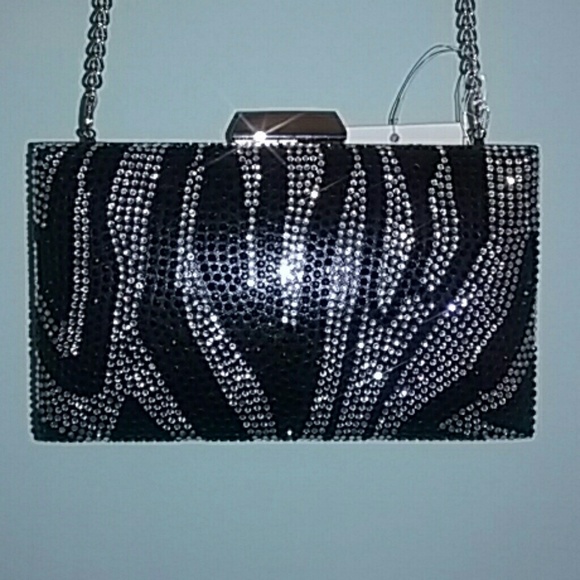 Hard All Over Rhinestone Clutch w/ Large Gem Snap
