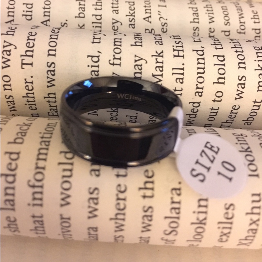 Men's Polished Stainless Steel Ring Size 10