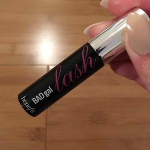 Benefit BAD gal Lash mascara