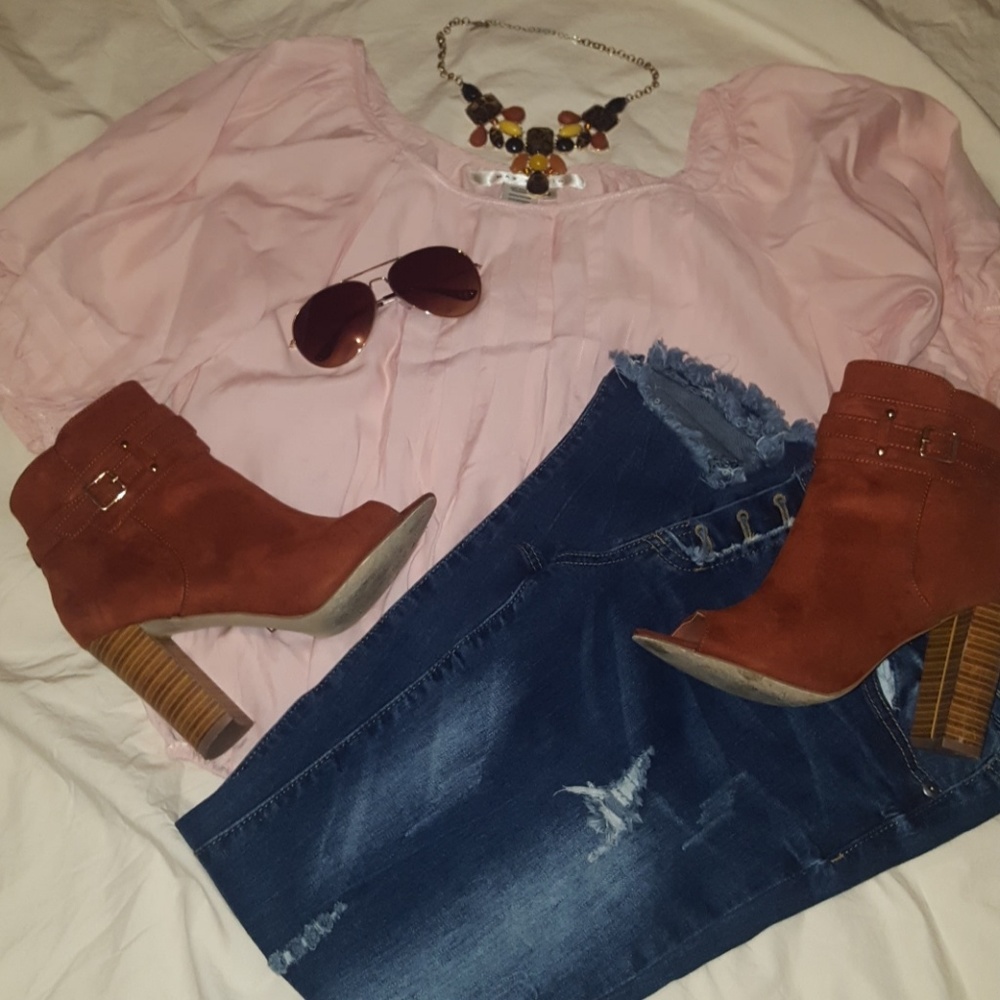 Max studio blush pink top
