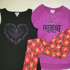 Lot of 3 D- Signed Disney Descendants clothes