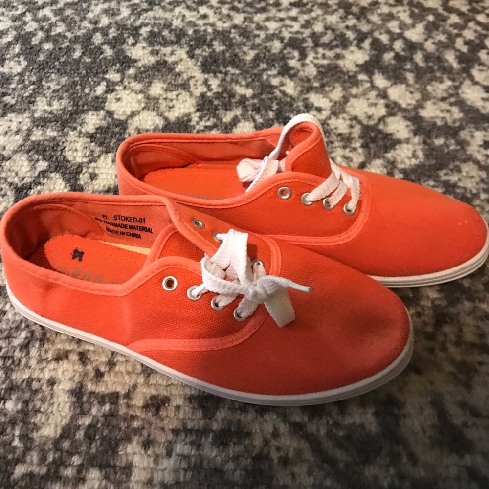 Orange / tangerine flats not worn