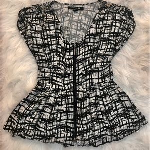 Black and white front open zipper blouse