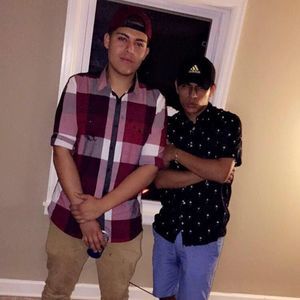 Meet your Posher, Hector andres