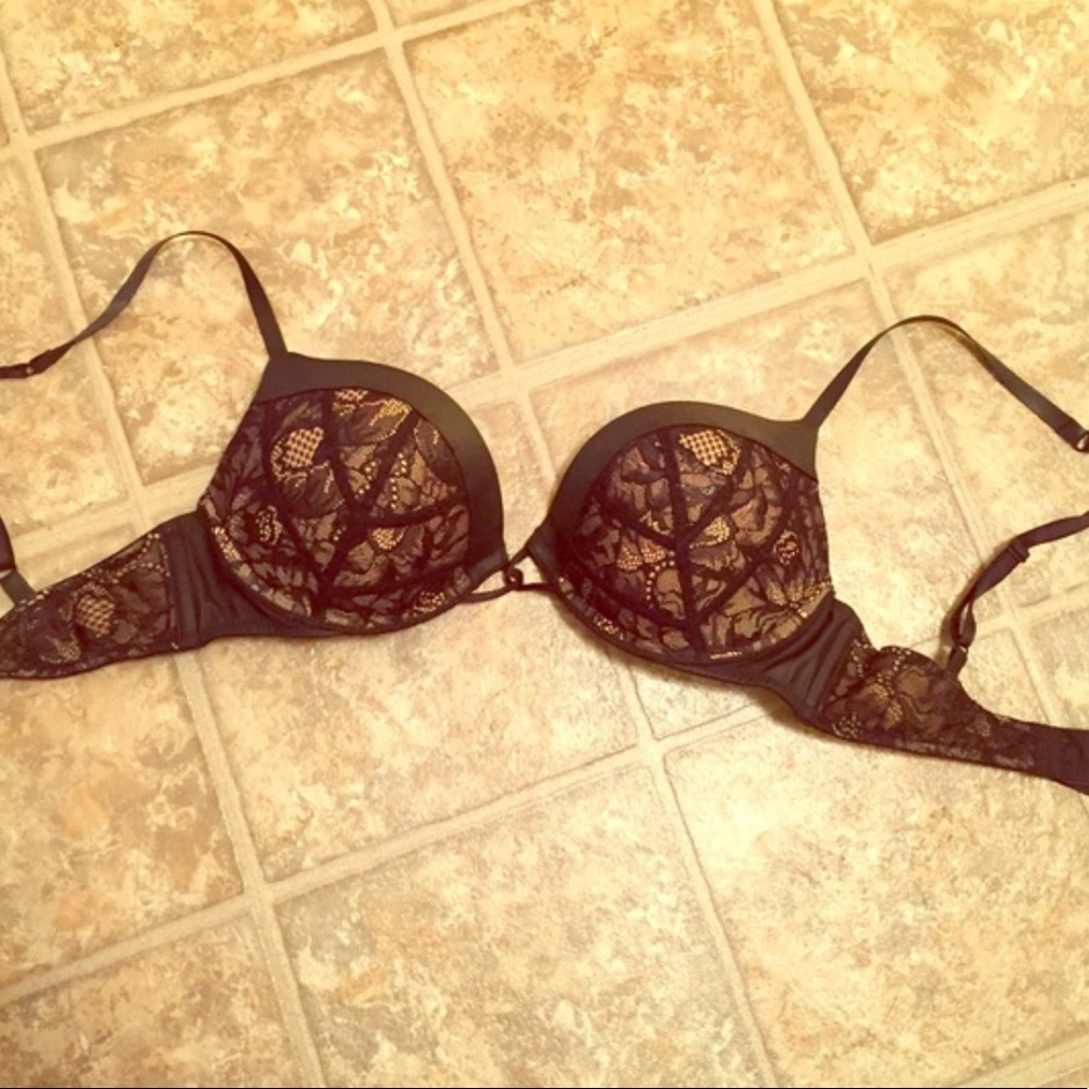 Victoria secret bombshell bra