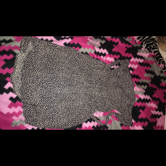 Dress 👗 - Picture 2 of 4