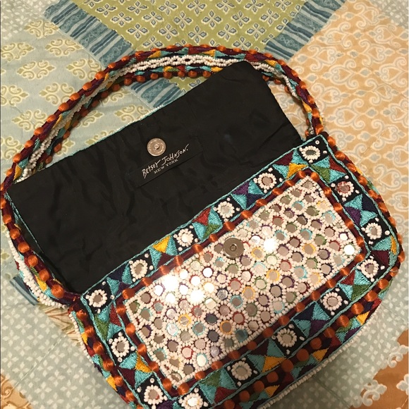 ❌SOLD❌NWOT Unique Betsey Johnson Purse - Picture 2 of 5