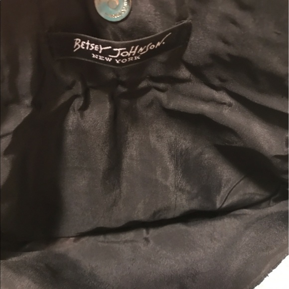 ❌SOLD❌NWOT Unique Betsey Johnson Purse - Picture 4 of 5