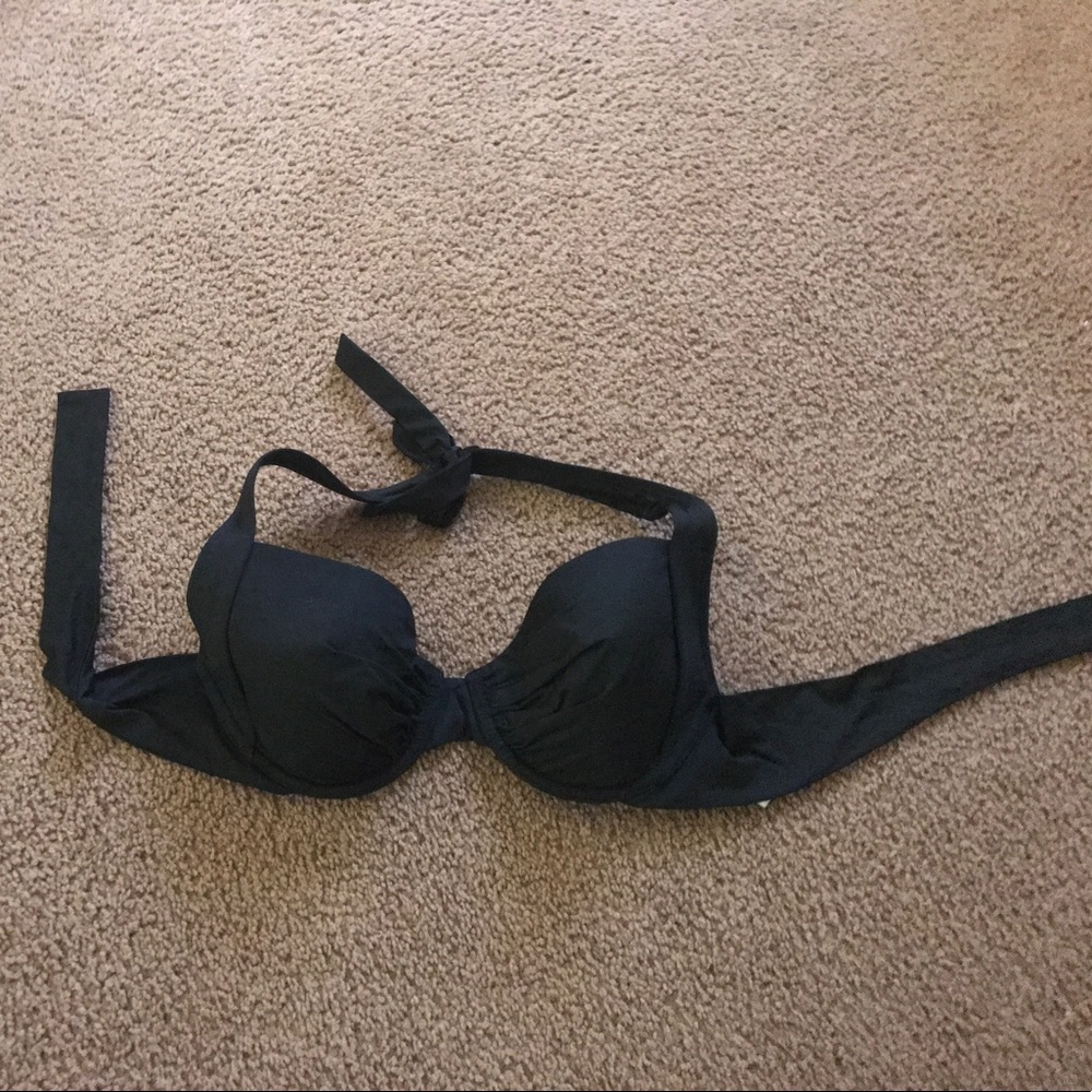 Tommy Bahama bikini top never worn